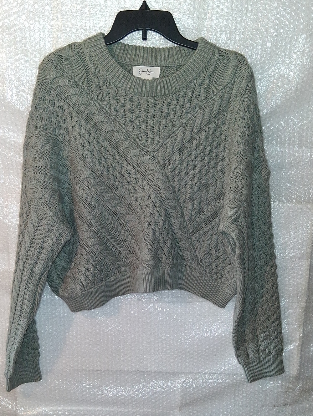 Jessica Simpson Size Large Sage Green Cropped Cable Knit Sweater Long Sleeves
